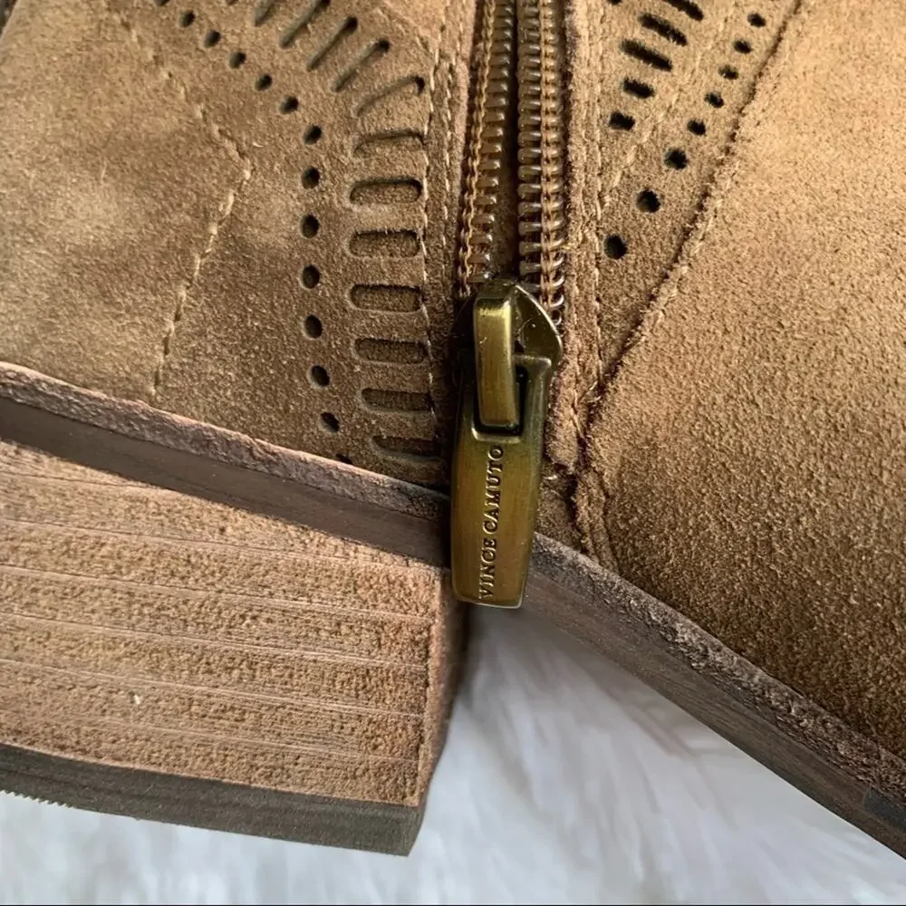 Vince Camuto | New In Box Size 6 Camel Karinda Leather Boots